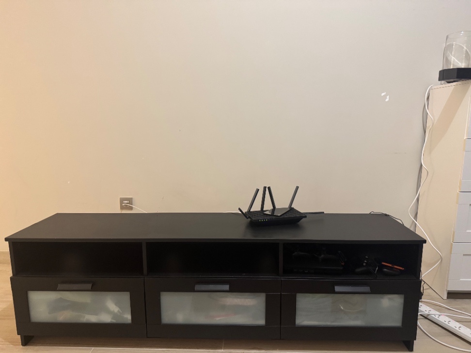 Полка под TV