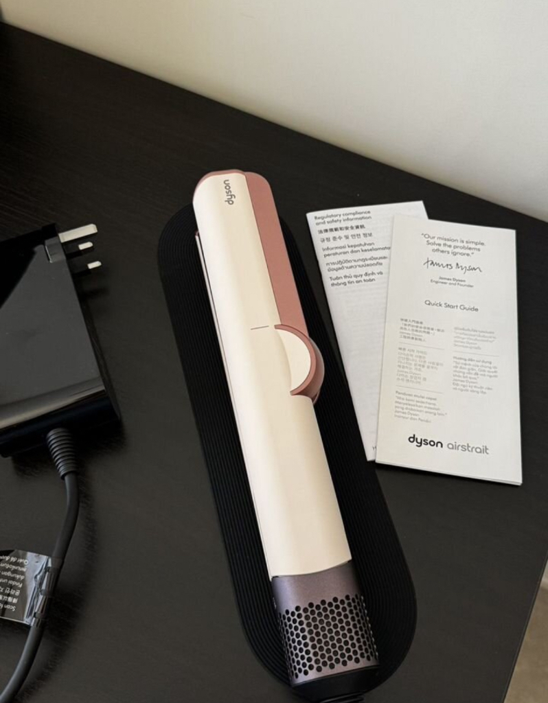 Выпрямитель Dyson новый