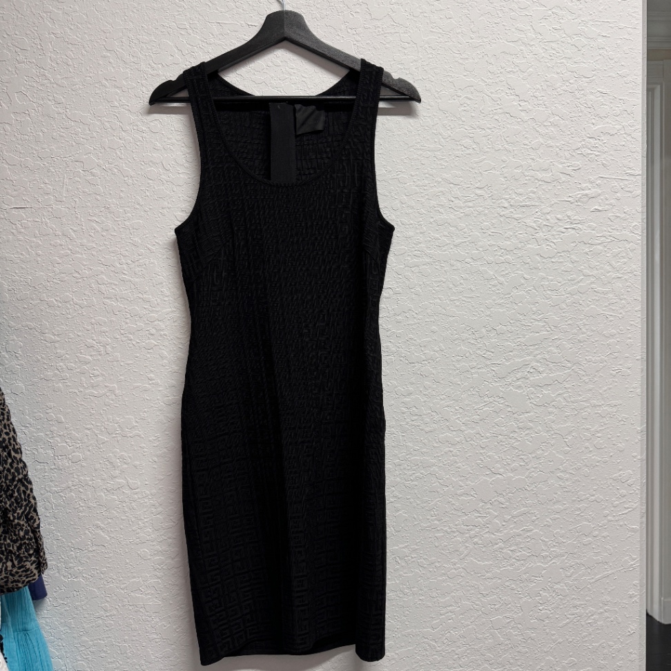 Платье GIVENCHI XS