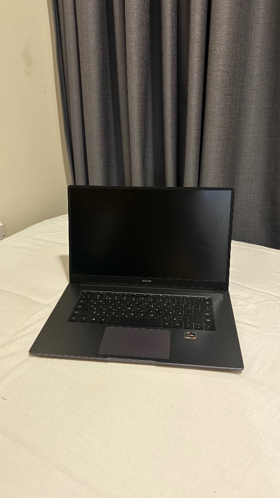 Ноутбук HONOR