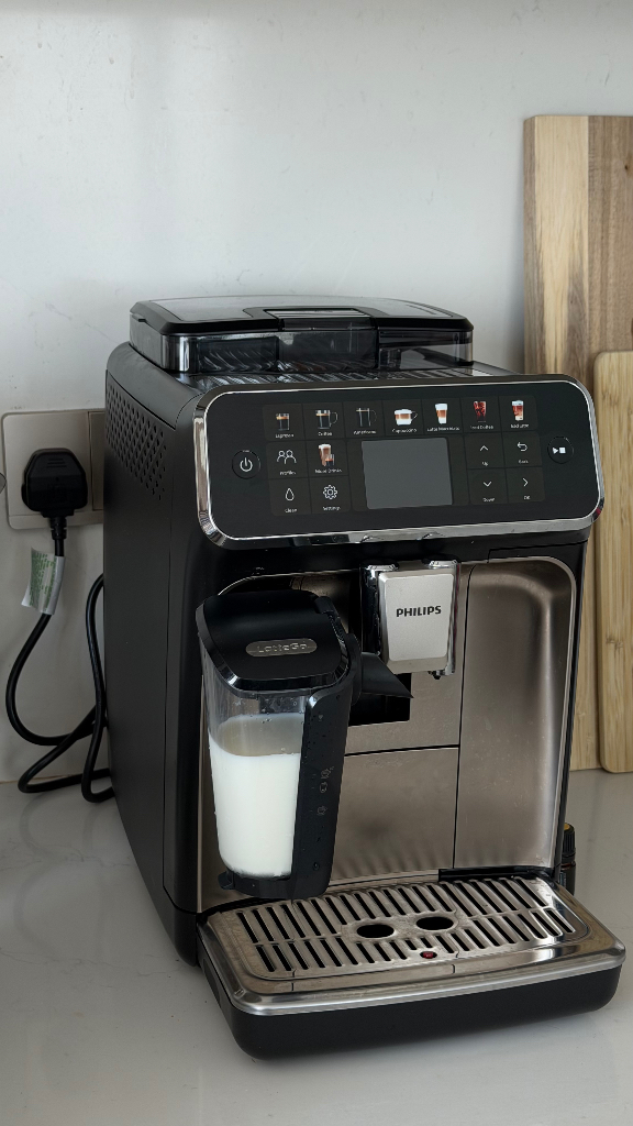 Автоматическая кофемашина Philips