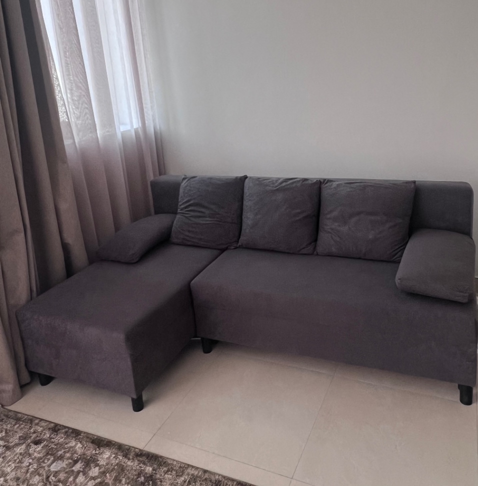 Продам диван.