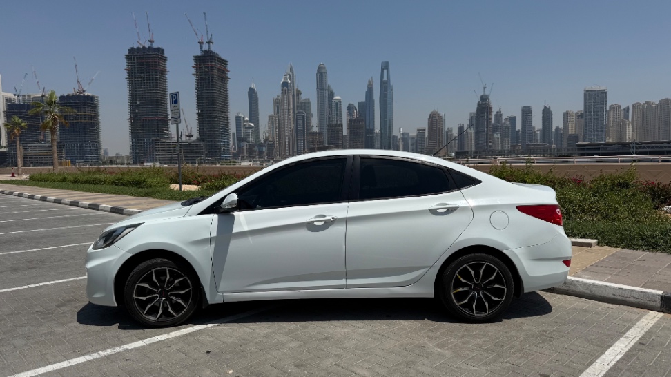 Hyundai Accent 2015